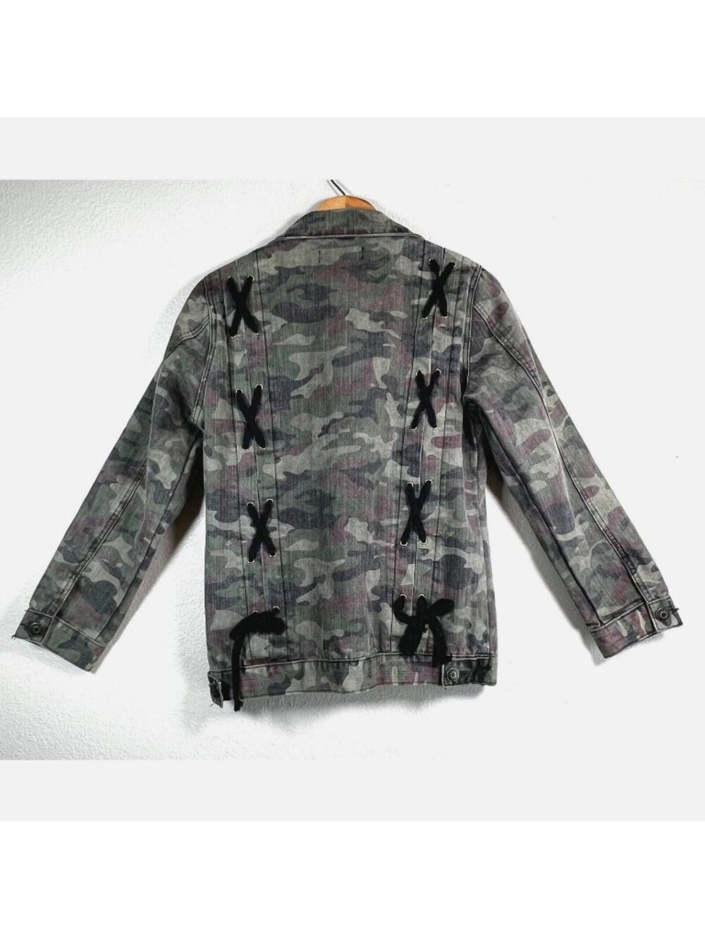 Thrill Womens Jean Jacket Green Camo Med Denim Buttons Ties Cotton Hip Length